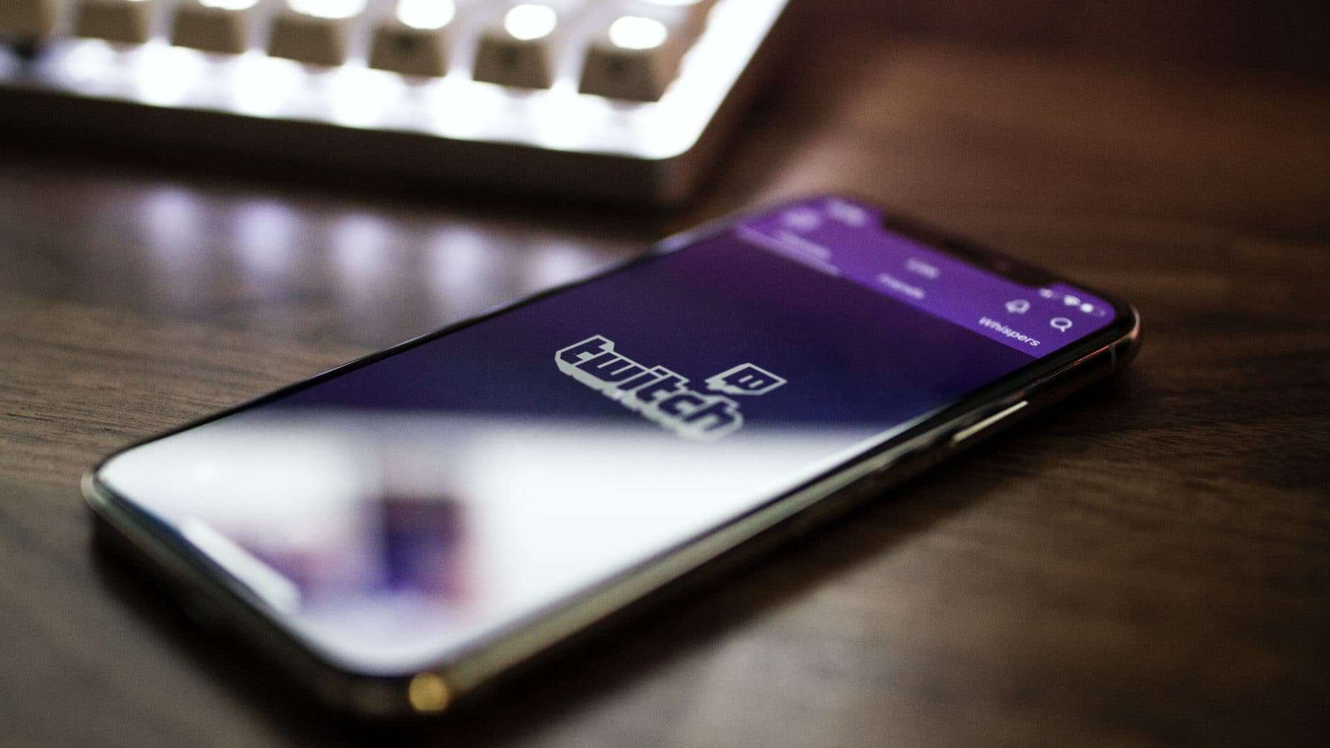 caspar-camille-rubin-DrL-cwqD6tM-unsplash-1920x1080