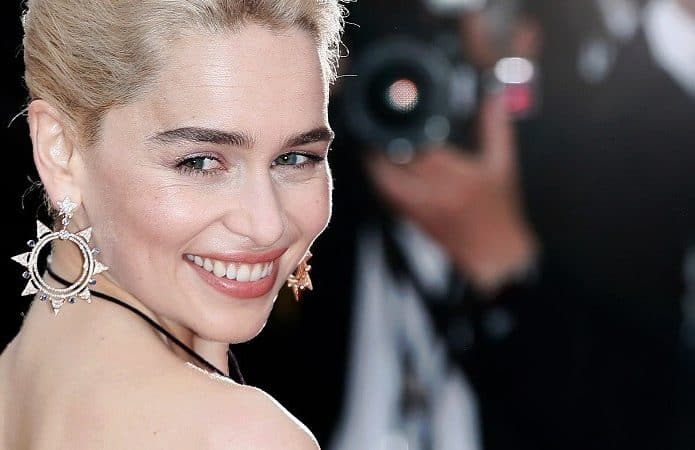 Emilia Clarke comparece à première de 'Solo: Uma História Star Wars' durante o 71º Festival de Cinema de Cannes. Imagem: Andrea Raffin/Shutterstock