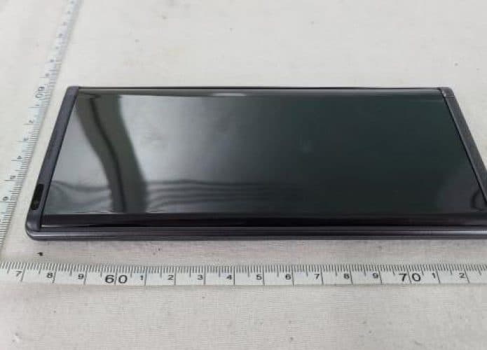 Protótipo de smartphone LG com tela enrolável