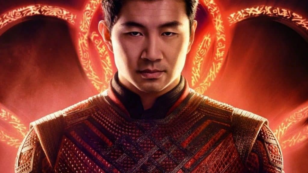 Recorte do pôster oficial do filme "Shang-Chi e a Lenda dos Dez Anéis", da Marvel