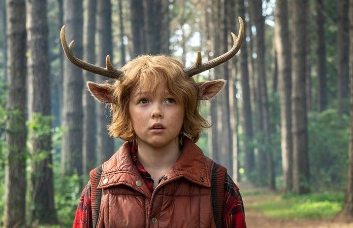 Christian Convery como Gus em 'Sweet Tooth'. Imagem: Kirsty Griffin/Netflix