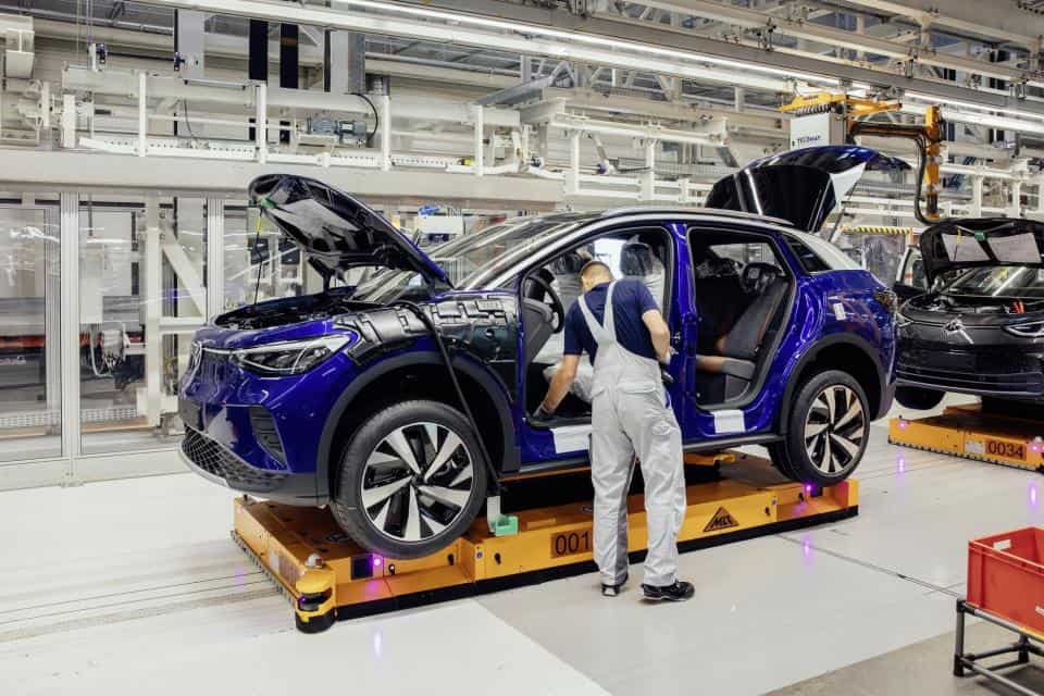 Fabricacao-Carro-Eletrico