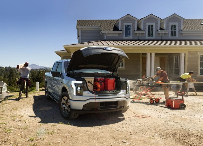 Porta-malas dianteiro da picape elétrica F-150 da Ford, também chamado de frunk