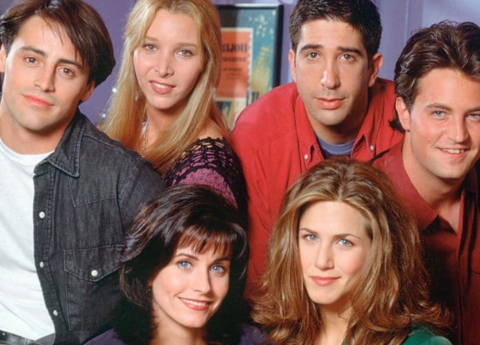 Elenco reunido de Friends em foto promocional da série