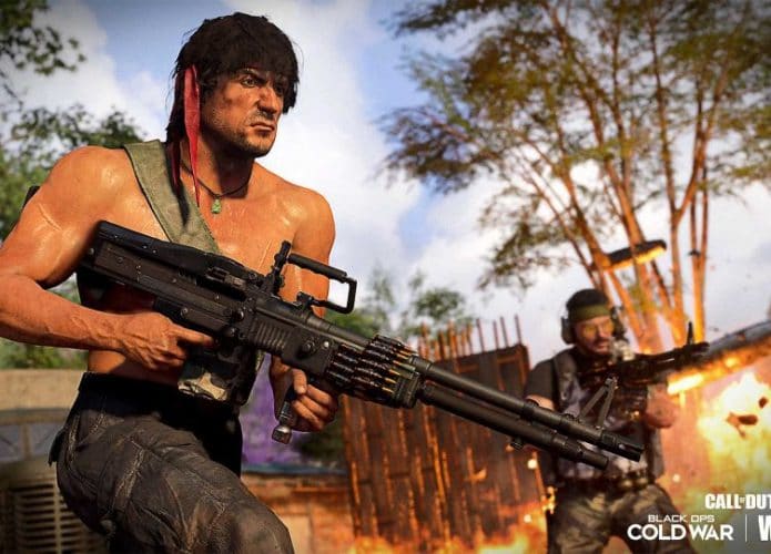 Rambo em cenário de Call of Duty.