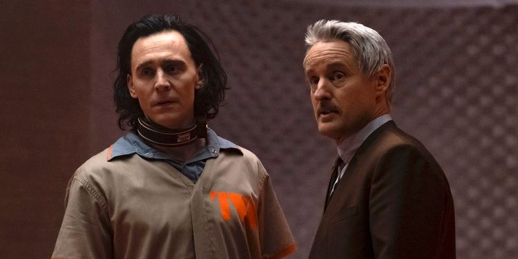 Tom Hiddleston (Loki) e Owen Wilson (Mobius) em cena da série. Imagem: Marvel Studios/Divulgação