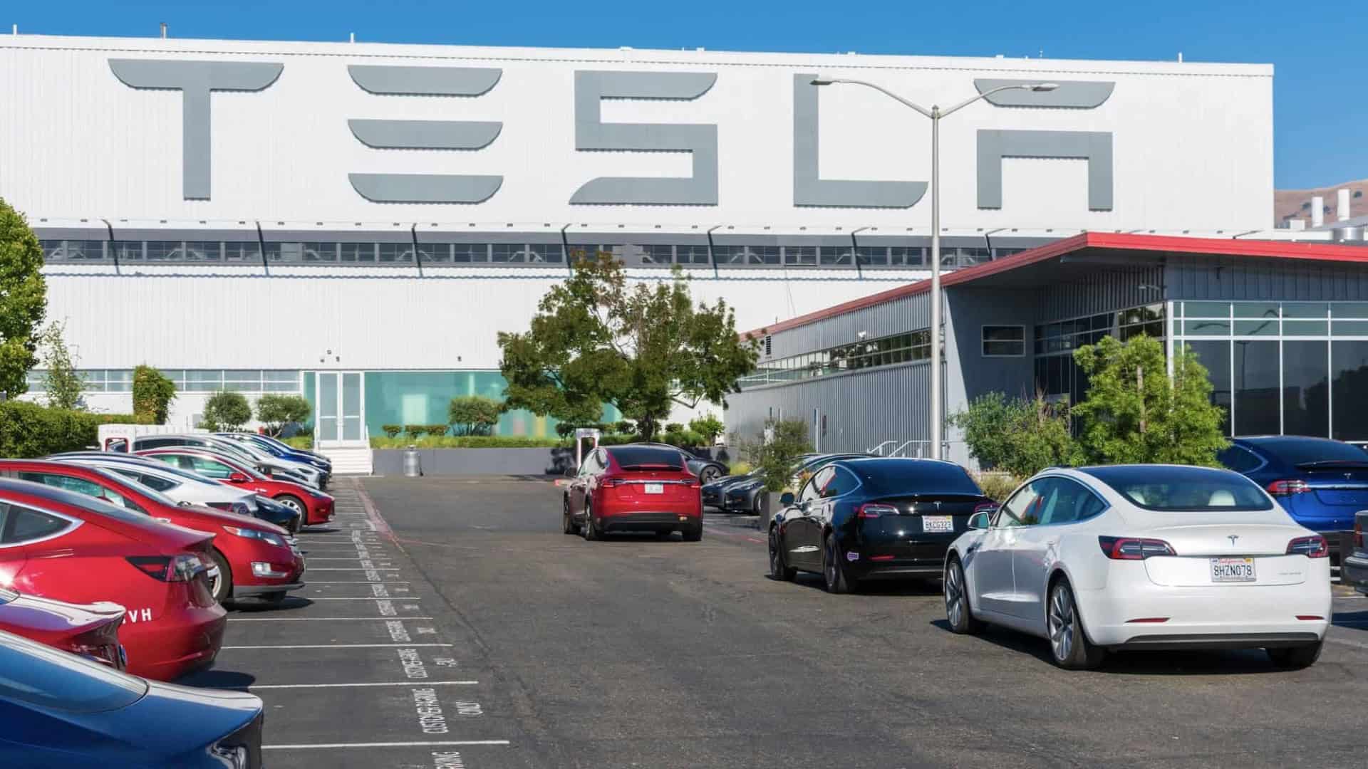 fábrica da tesla