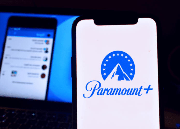 celular com o serviço paramount + paramount plus