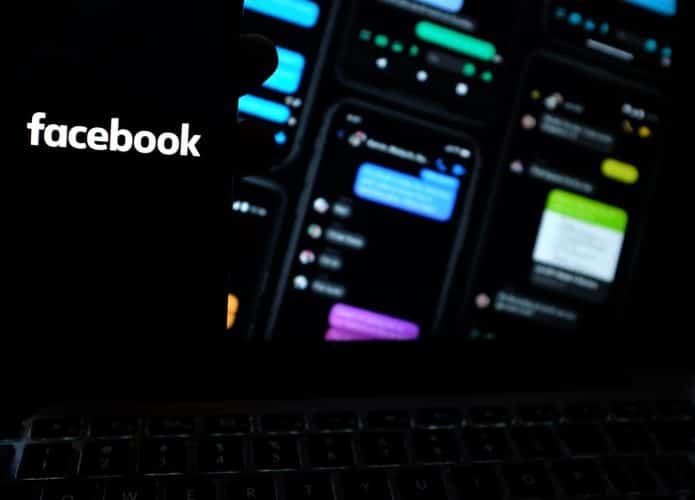 Modo escuro do Facebook 