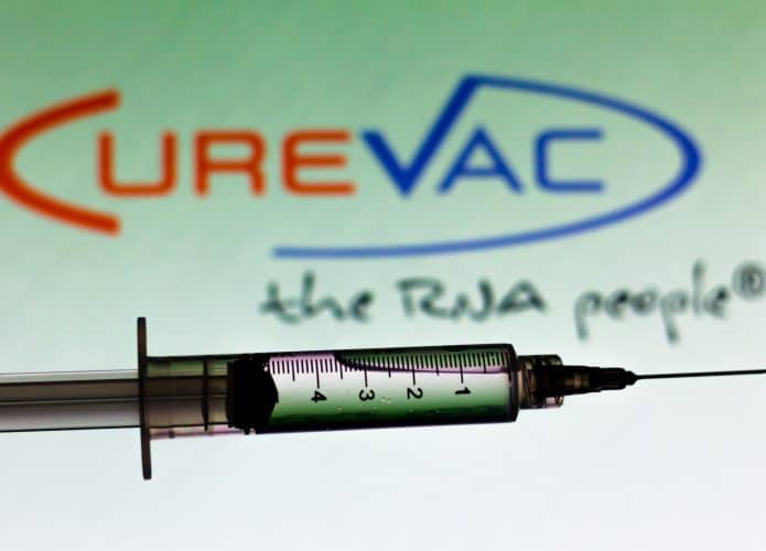 Nova vacina é esperança para acelerar imunização no mundo