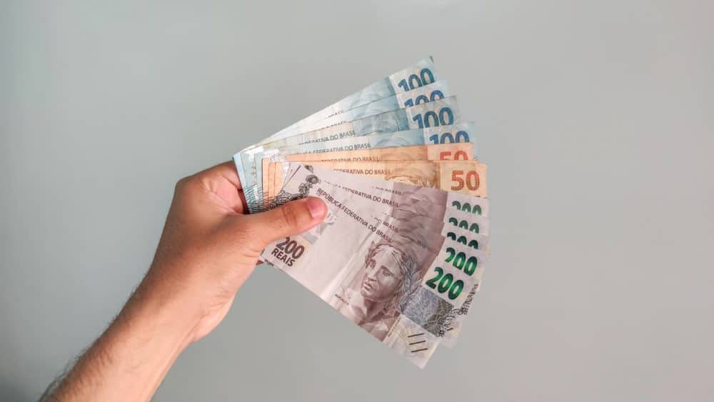 Representação de benefício emergencial do governo