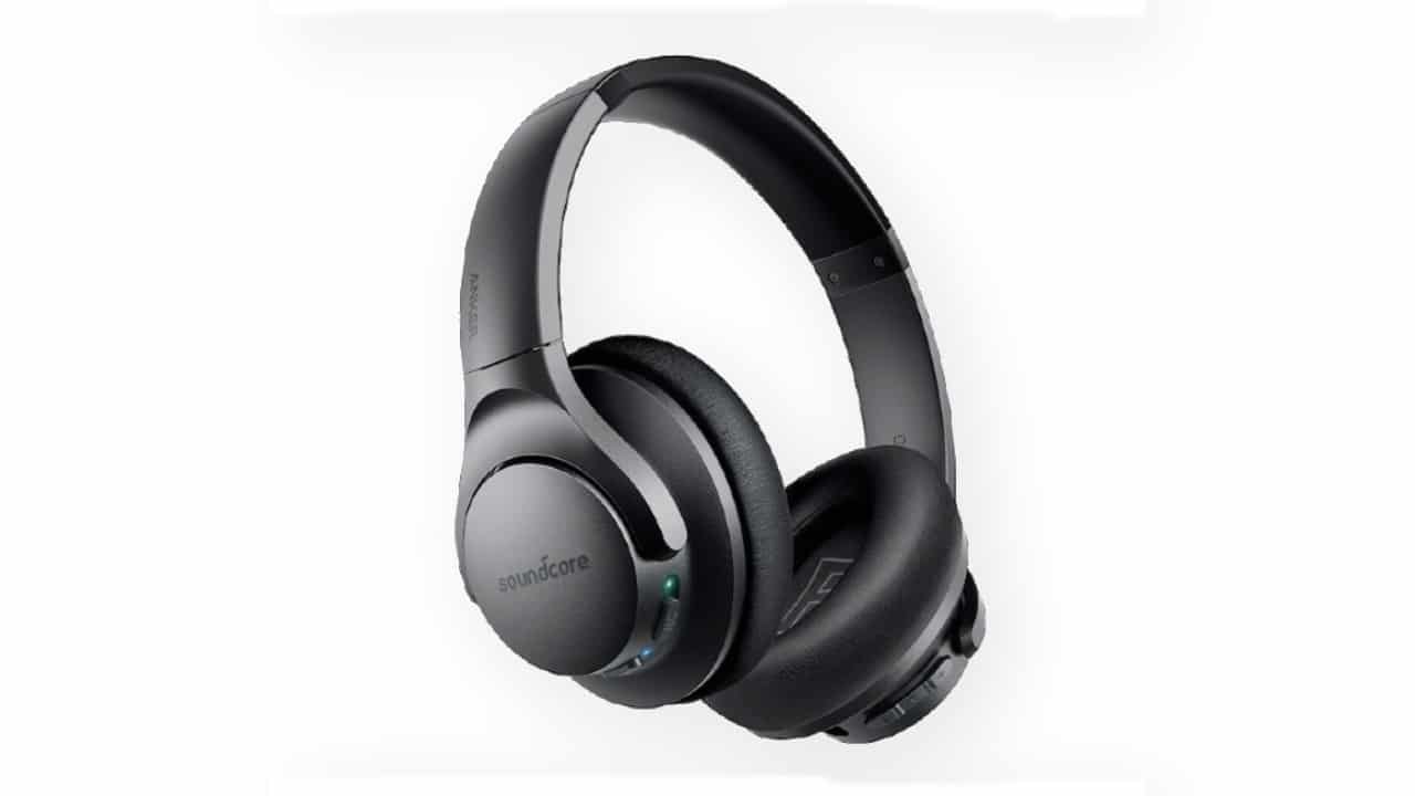 Imagem mostra o fone Soundcore Life Q20, da Anker, em um fundo branco com sombra projetada