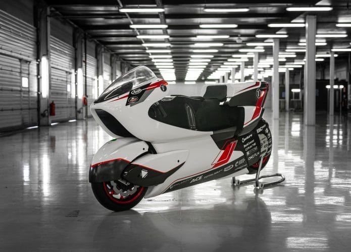 White Motorcycle Concepts (WMC) quer que a nova moto elétrica da empresa seja a mais rápida do mundo. Imagem: Divulgação