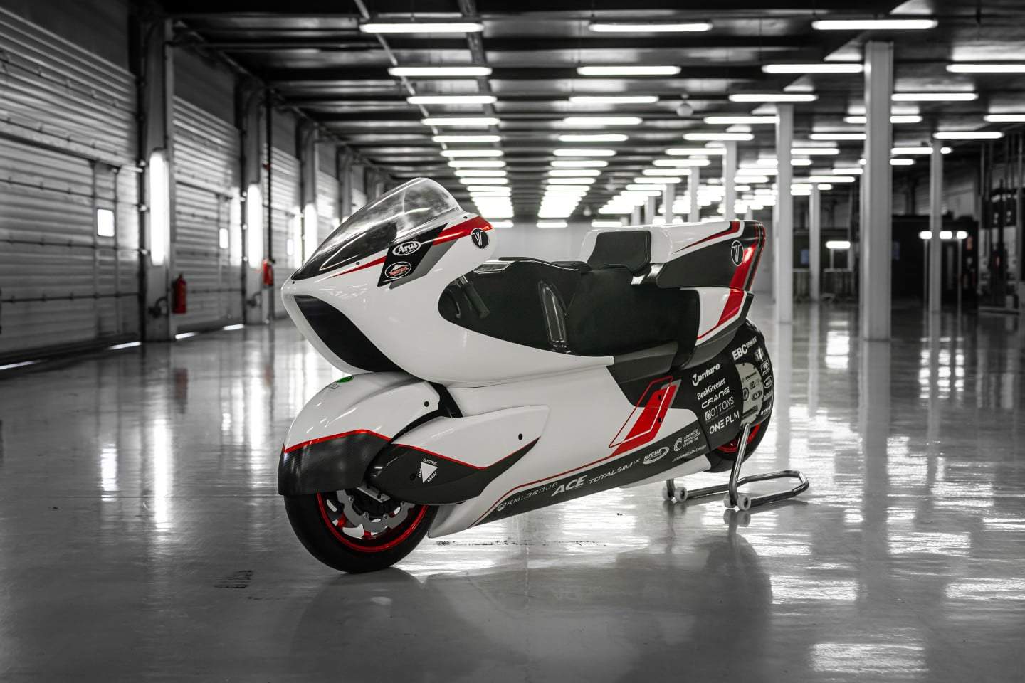 White Motorcycle Concepts (WMC) quer que a nova moto elétrica da empresa seja a mais rápida do mundo. Imagem: Divulgação