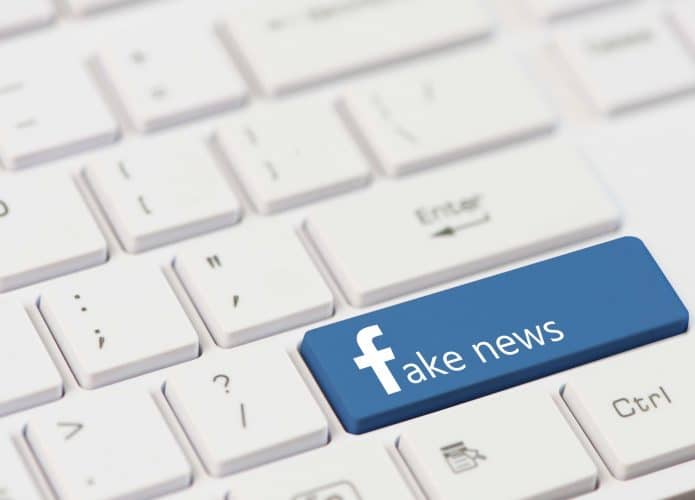 Ilustração de fake news no Facebook