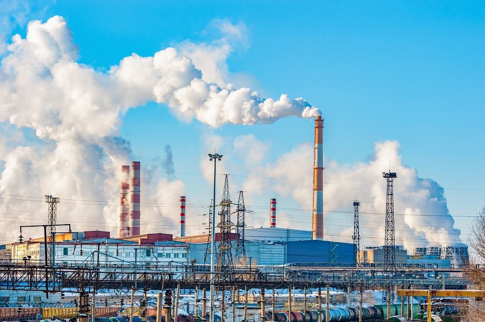 Pandemia: lockdown levou a queda de poluição no ar por ozônio, diz NASA. Imagem: Shutterstock/Evgenil Panov