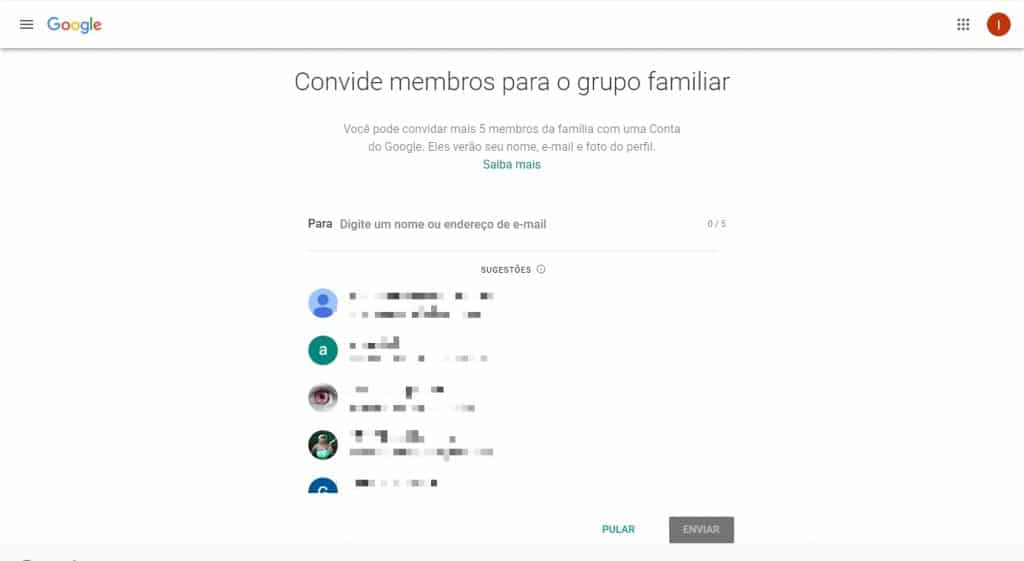 Adicionando os contatos que vão dividir o armazenamento do Google One