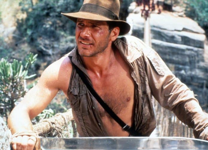 Harrison Ford em cena no segundo Indiana Jones.