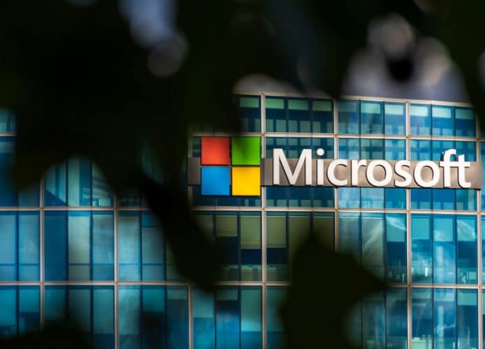 Fachada de um prédio da Microsoft