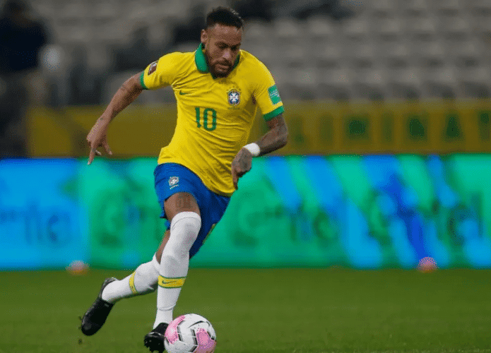 Neymar, astro do Paris Saint-Germain e da seleção brasileira de futebol
