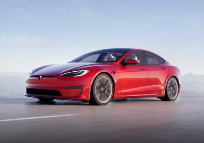 Novo Model S Plaid é o carro mais rápido - e caro - da Tesla. Imagem: Youtube/Reprodução