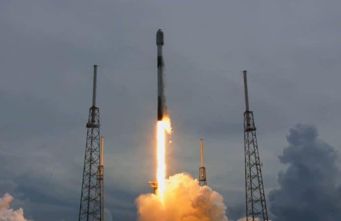 Lançamento da missão Transporter-2 da SpaceX