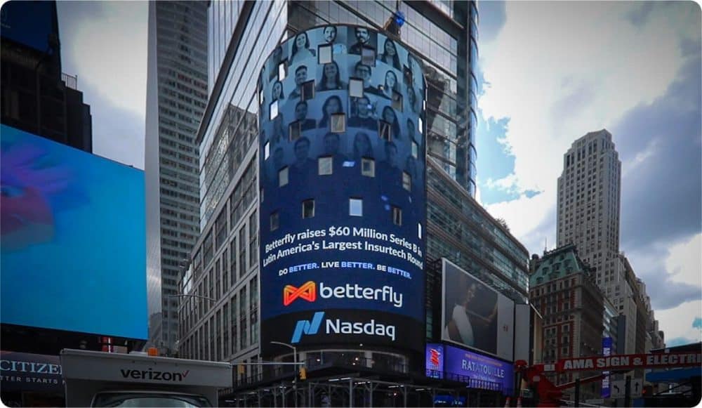 Captação da Betterfly anunciada em letreiro dos Estados Unidos