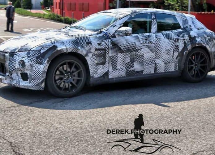 ferrari-purosangue-suv-hibrido-695x500