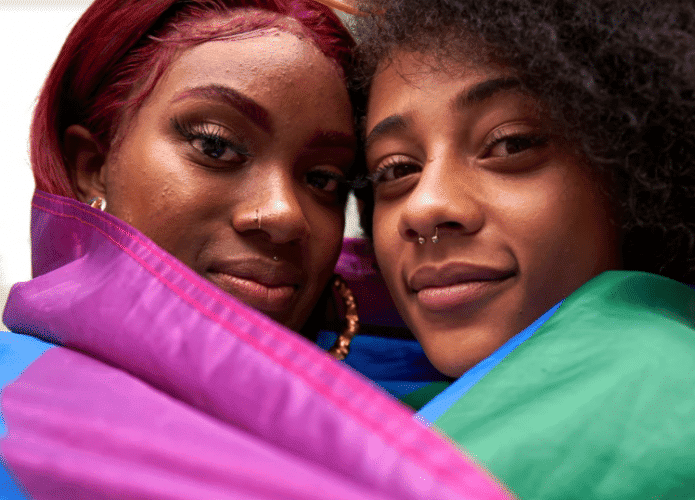 Instagram lança novo pacote de figurinhas para o Mês do Orgulho LGBTIQ+