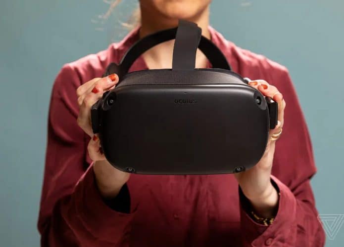 Atualização v30 do Oculus Quest adiciona recursos pedido por fãs. Imagem: Amelia Holowaty Krales / The Verge