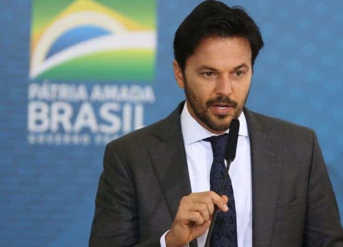 palacio_do_planalto_semana_das_comunicacoes_frpzzb_abr_0505218017-695x500