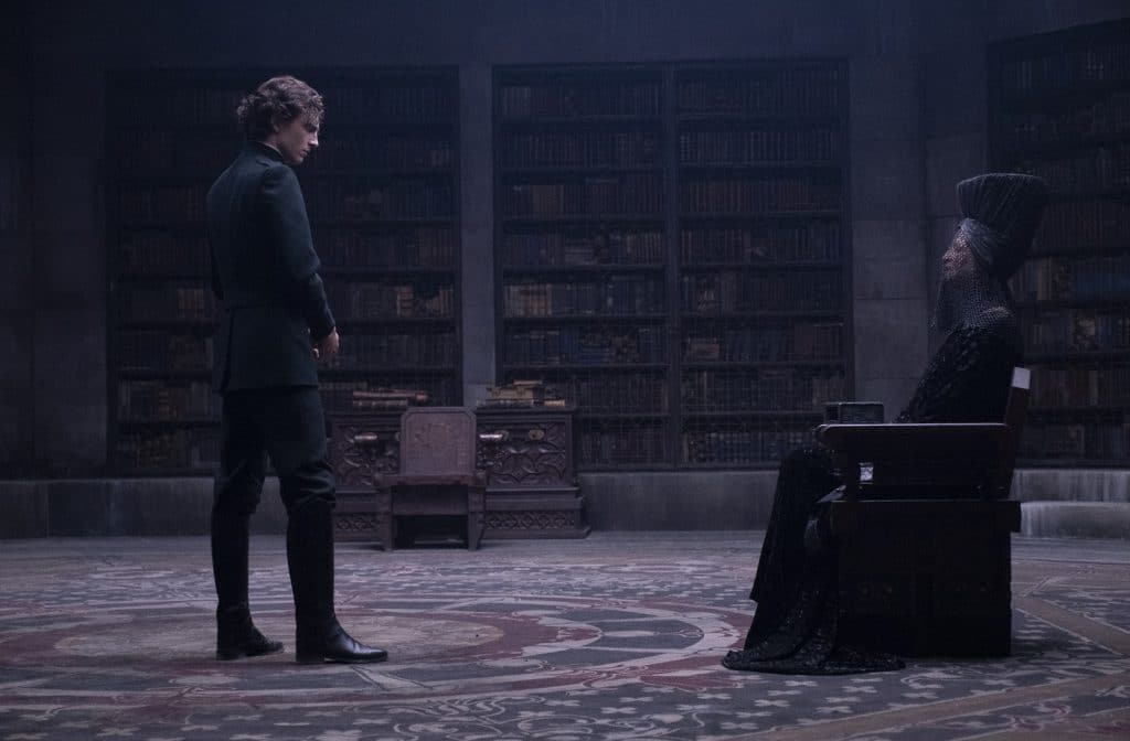 Timothée Chalamet como Paul Atreides e Charlote Rampling como a Reverenda Mãe Mohiam em 'Duna'. Imagem: Warner Bros. Pictures/Legendary Pictures