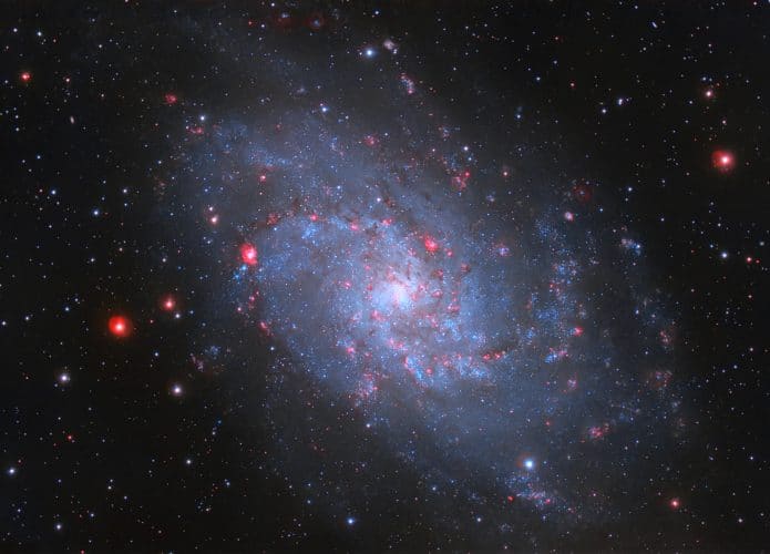 shutterstock_1894152406-695x500