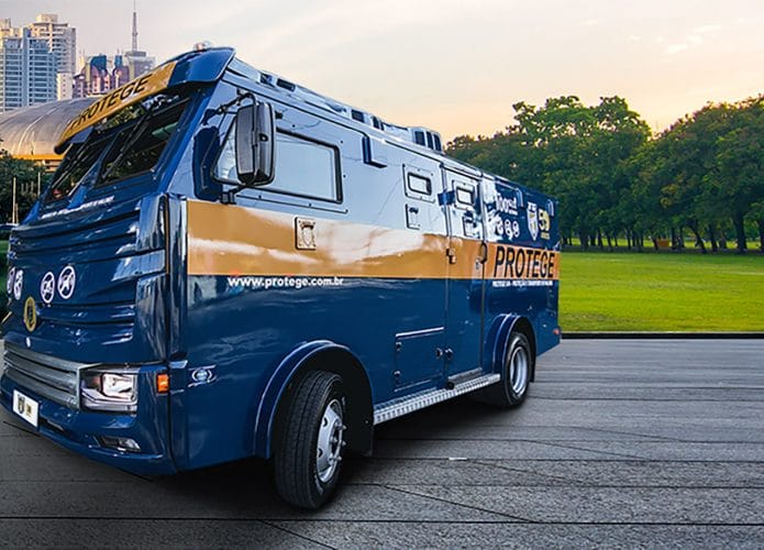 Carro-Forte-Elétrico-695x500
