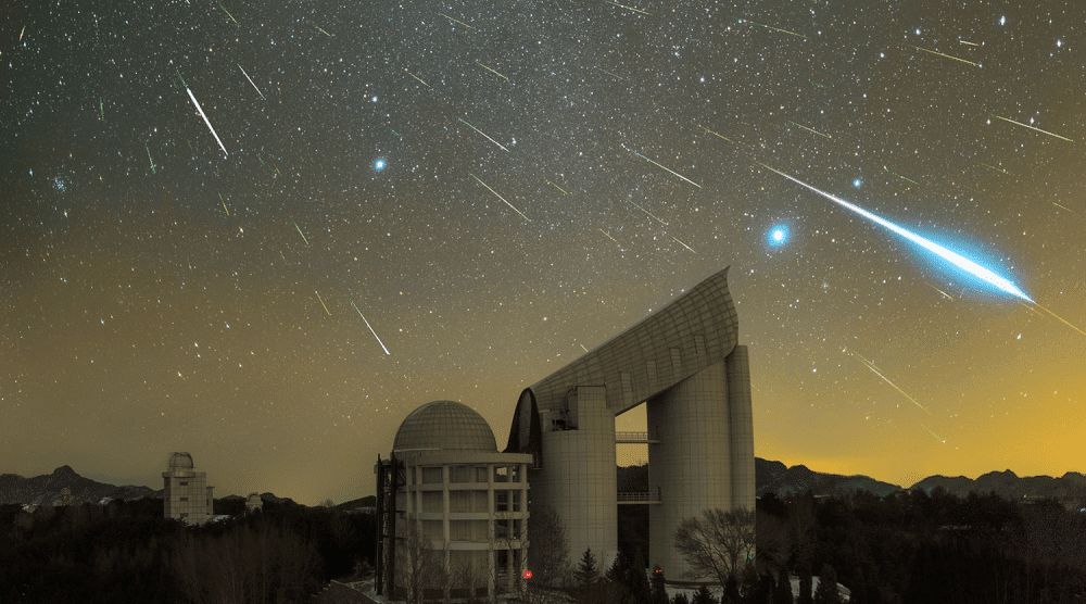 Chuva de meteoros sobre o Observatório Xinglong