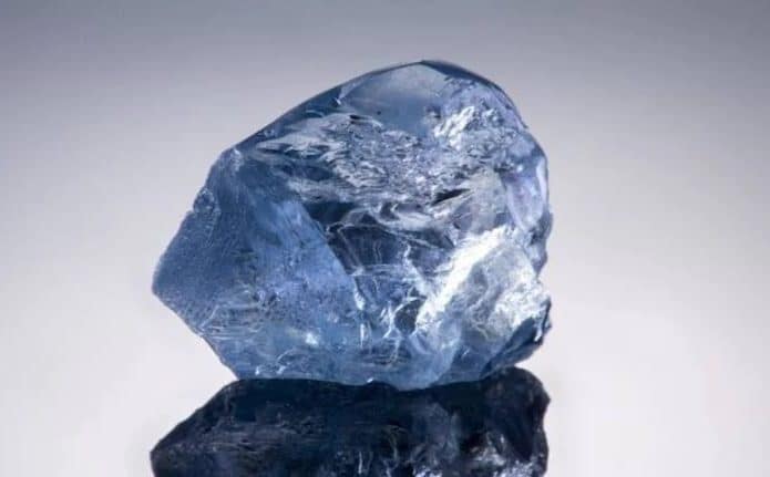 Diamante azul gigante