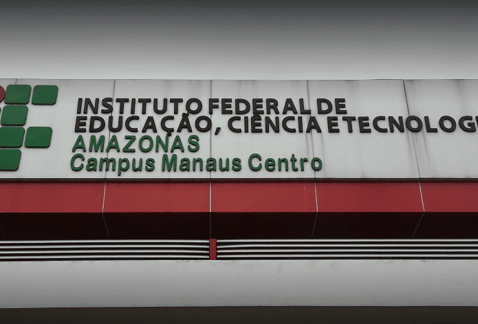 Fachada do IFAM