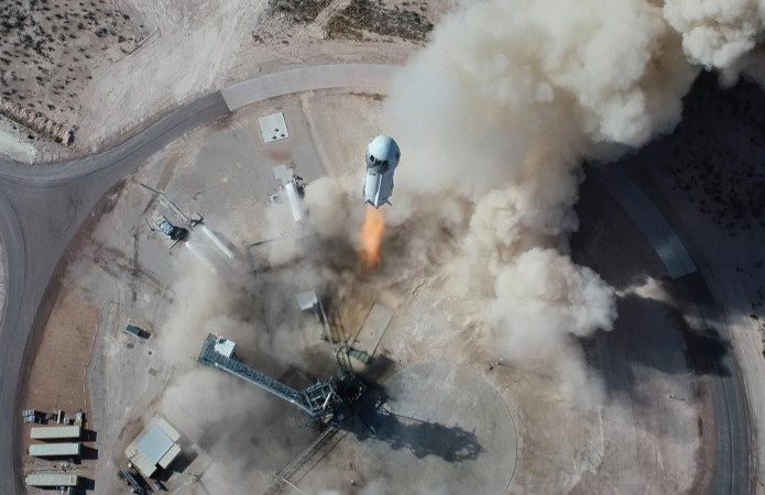 Decolagem do foguete New Shepard, da Blue Origin