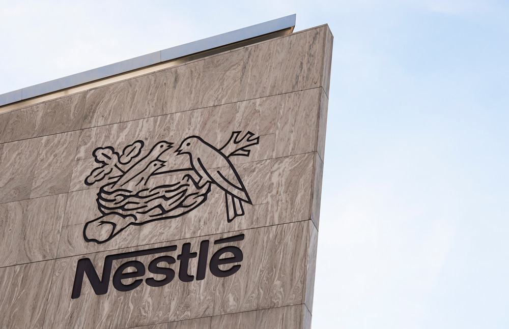 Placa da Nestlé, a maior empresa de alimentos do mundo
