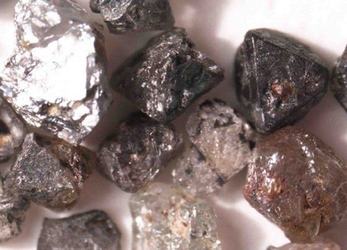 Diamantes superprofundos encontrados no Brasil