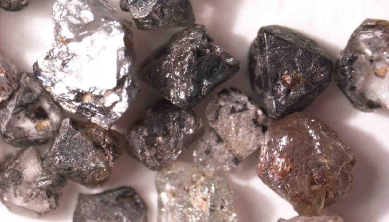 Diamantes superprofundos encontrados no Brasil