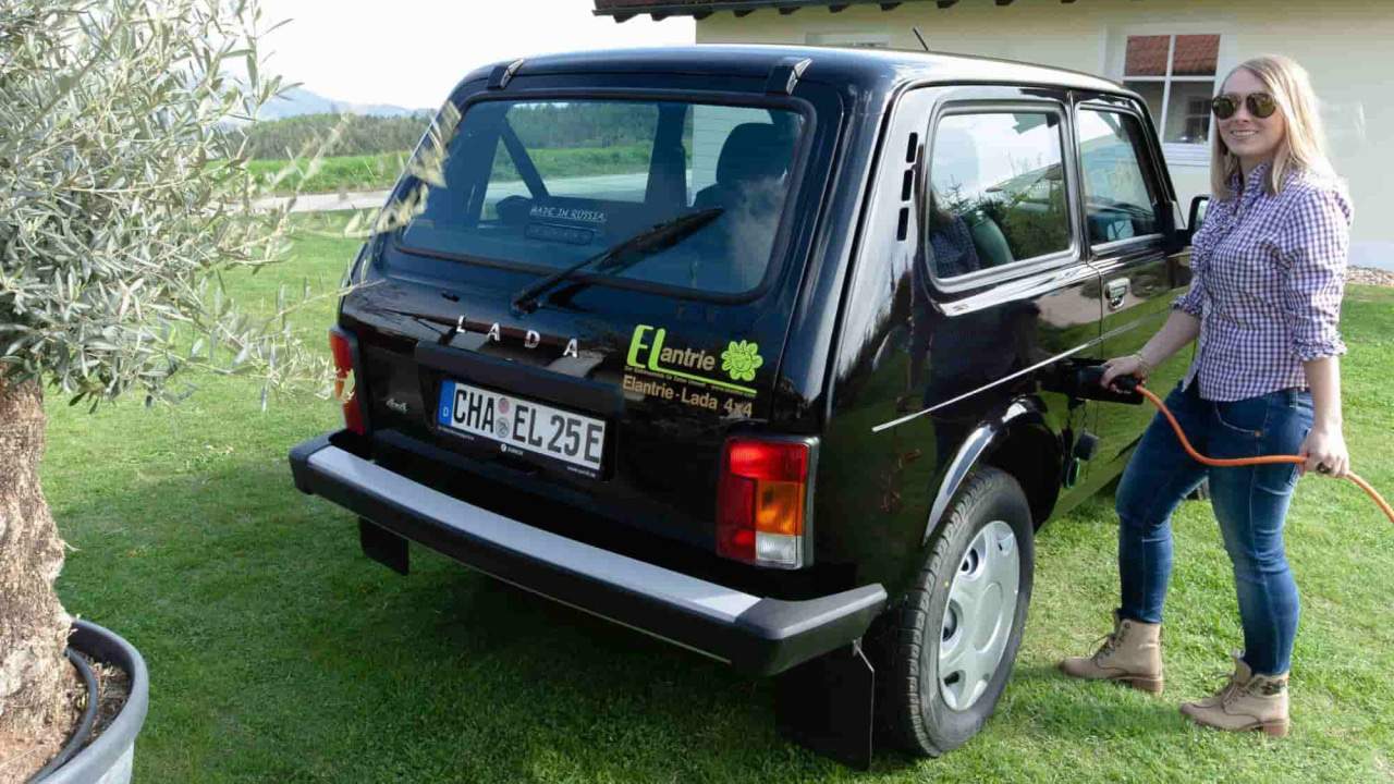 Lada Niva modificado pela Elantrie