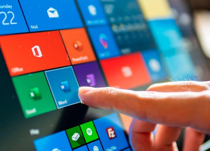 Microsoft 365 terá ajuste de preços a partir de 1º de março de 2022. Imagem: Wachiwit/Shutterstock