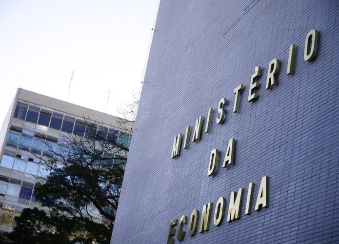 Fachada do Ministério da economia na Esplanada dos Ministérios