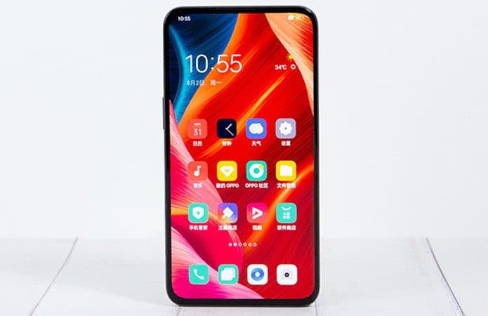 Exemplo de celular da Oppo com a câmera sob a tela