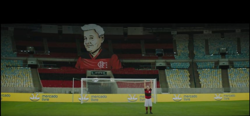 Zico marcando gol no Maracanã