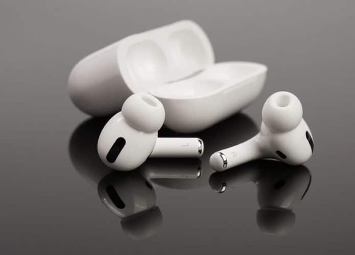 airpods-695x500