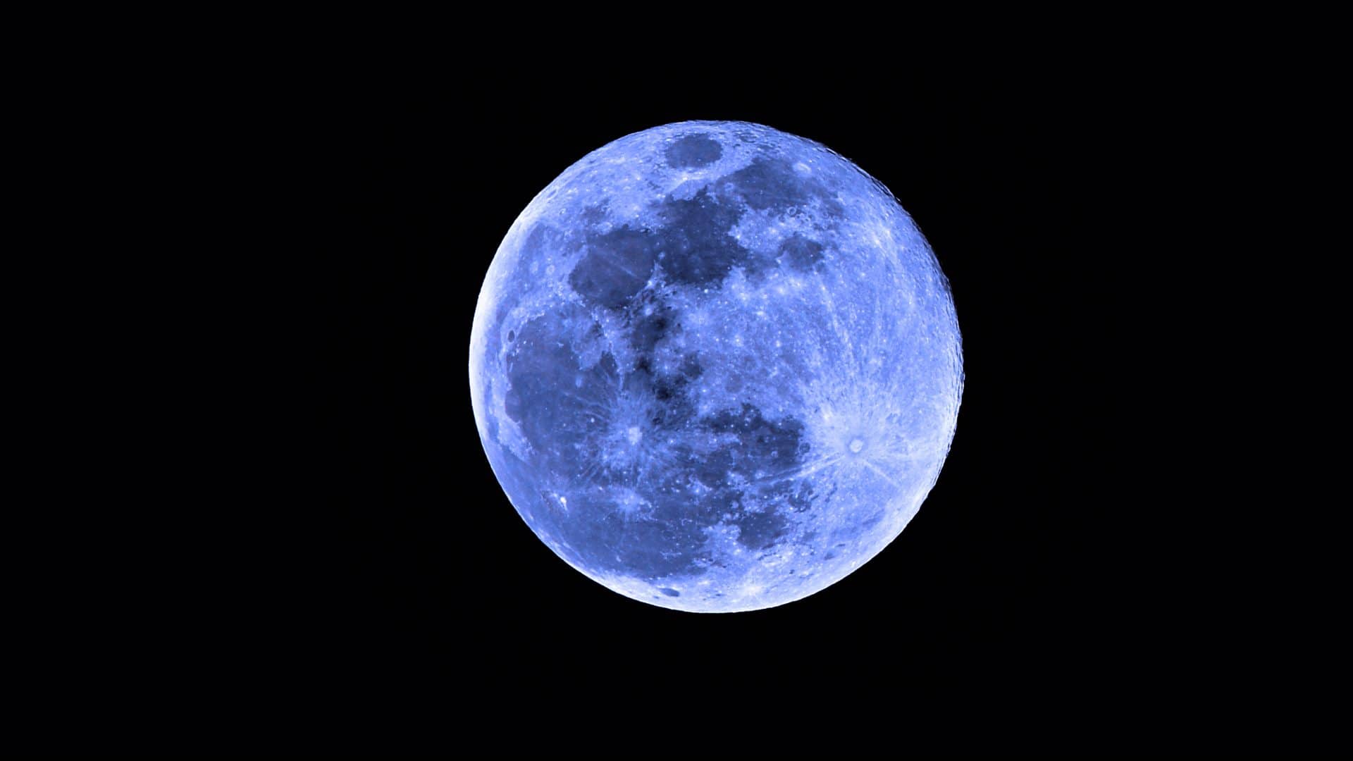lua_azul_shutterstock_105649355-1920x1080