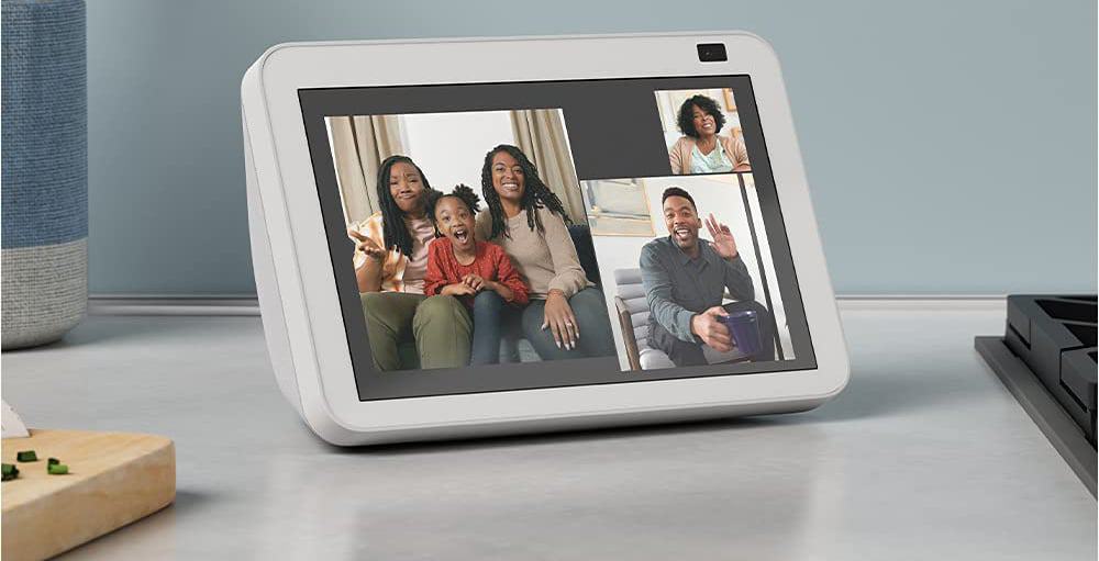 Novo Echo Show 8 branco (Imagem: divulgação/Amazon)