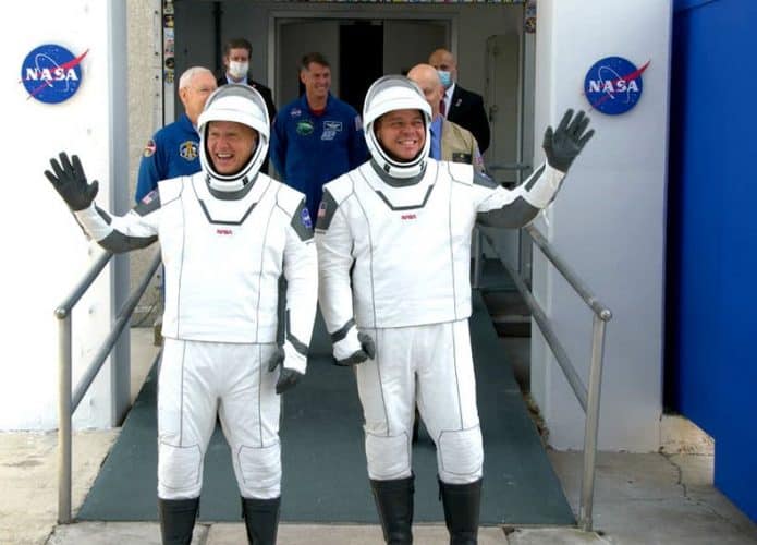 roupa-nasa-spaceX-695x500